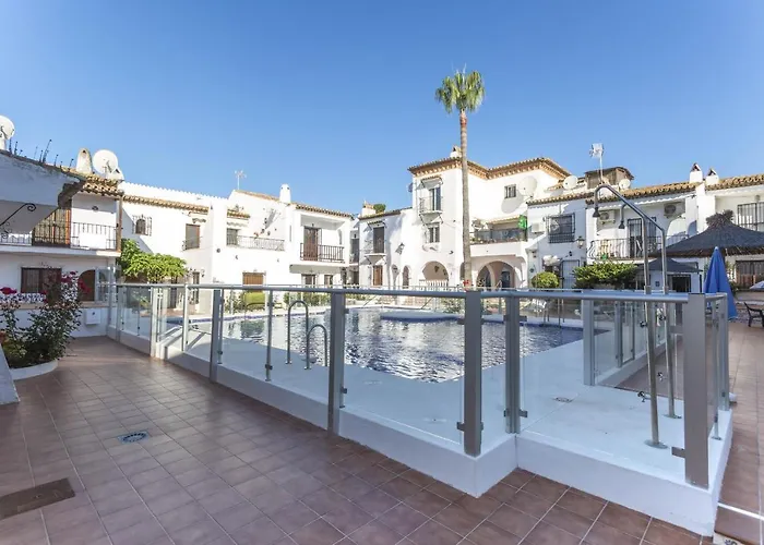 Canovas - Nueva - Pueblo Andaluz 70 بيت للعطل نيرخا